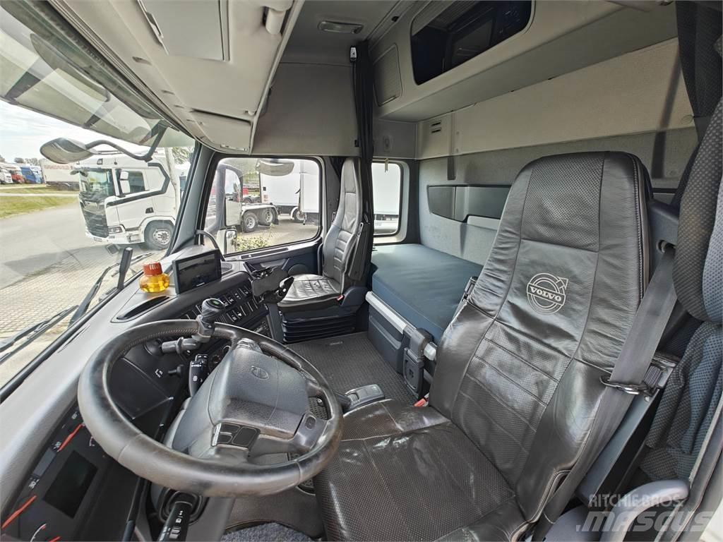 Volvo FH540 Camiões Ampliroll
