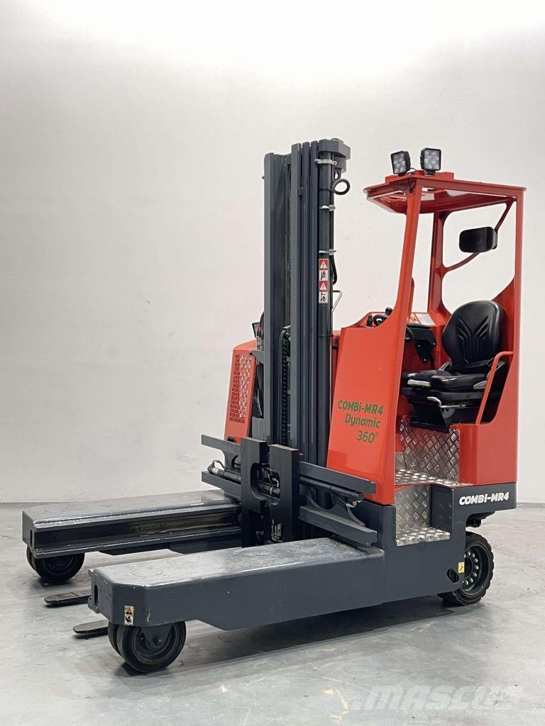 Combilift MR4 Carregadores laterais