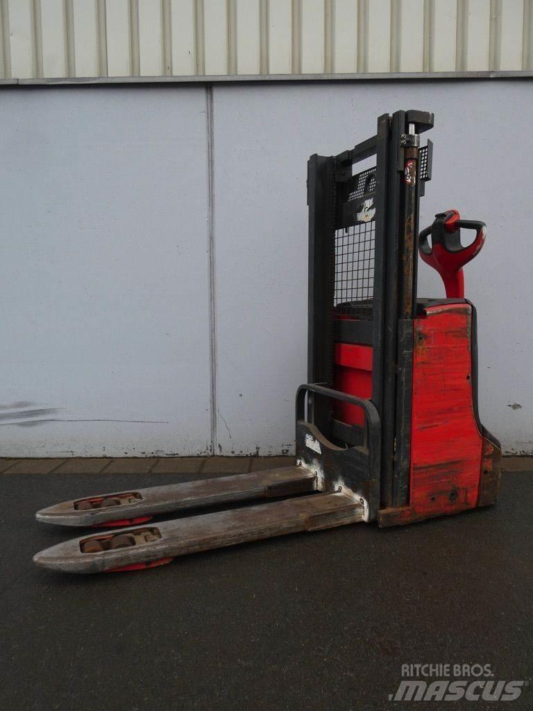 Linde D08-1160 Empilhador para operador externo