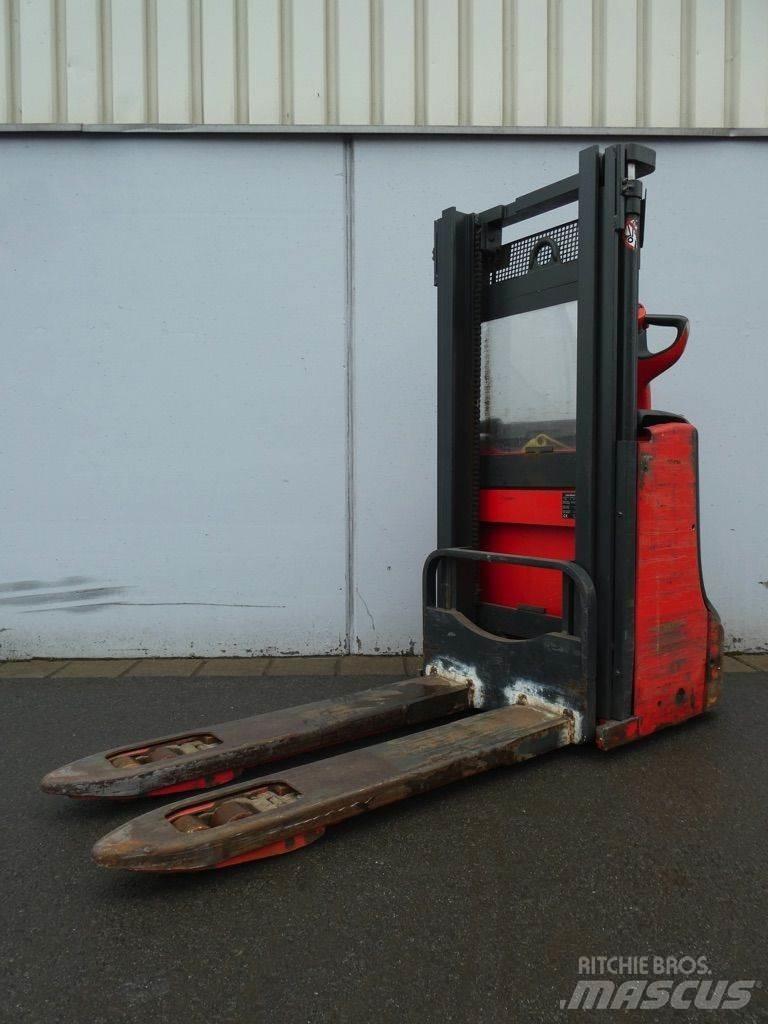 Linde D08-1160 Empilhador para operador externo