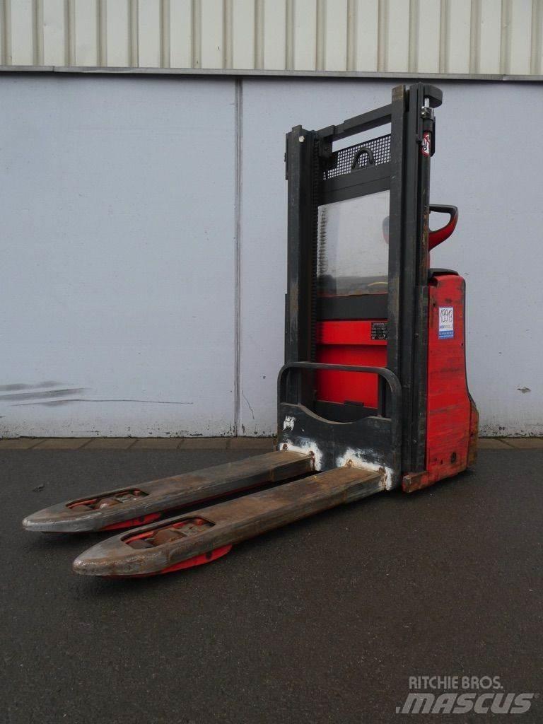Linde D08-1160 Empilhador para operador externo