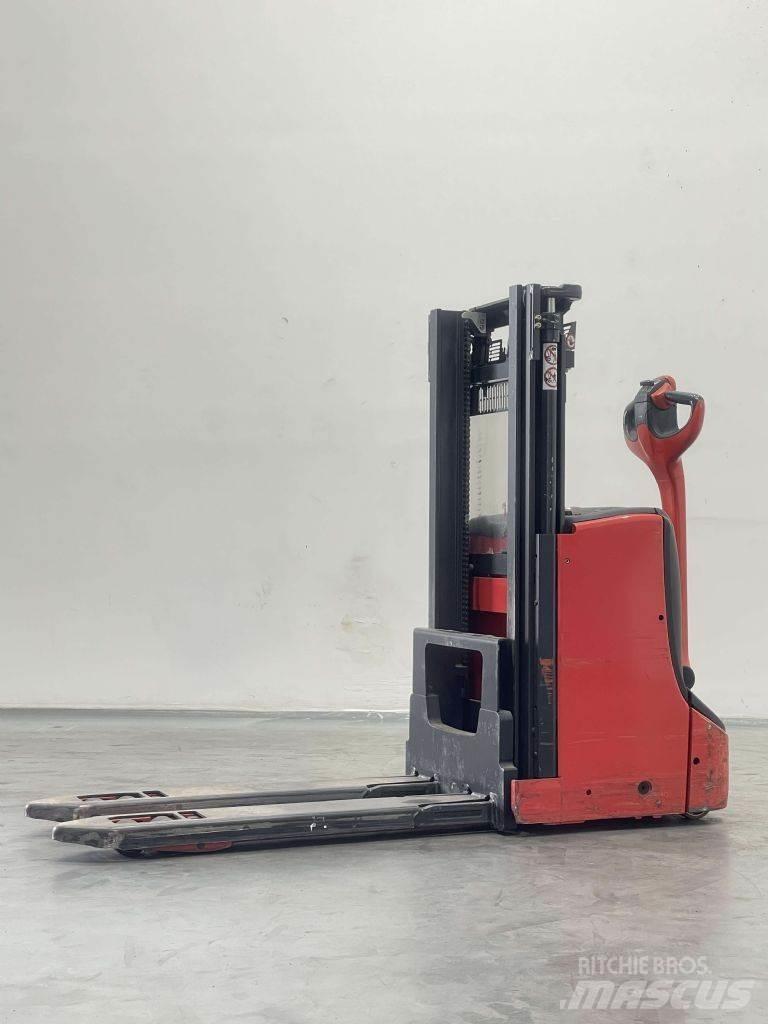 Linde D08-1160 Empilhador para operador externo