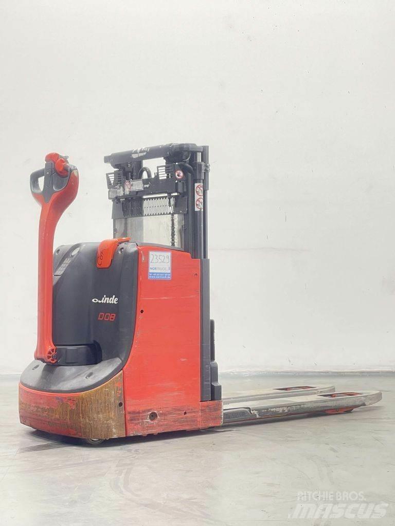 Linde D08-1160 Empilhador para operador externo