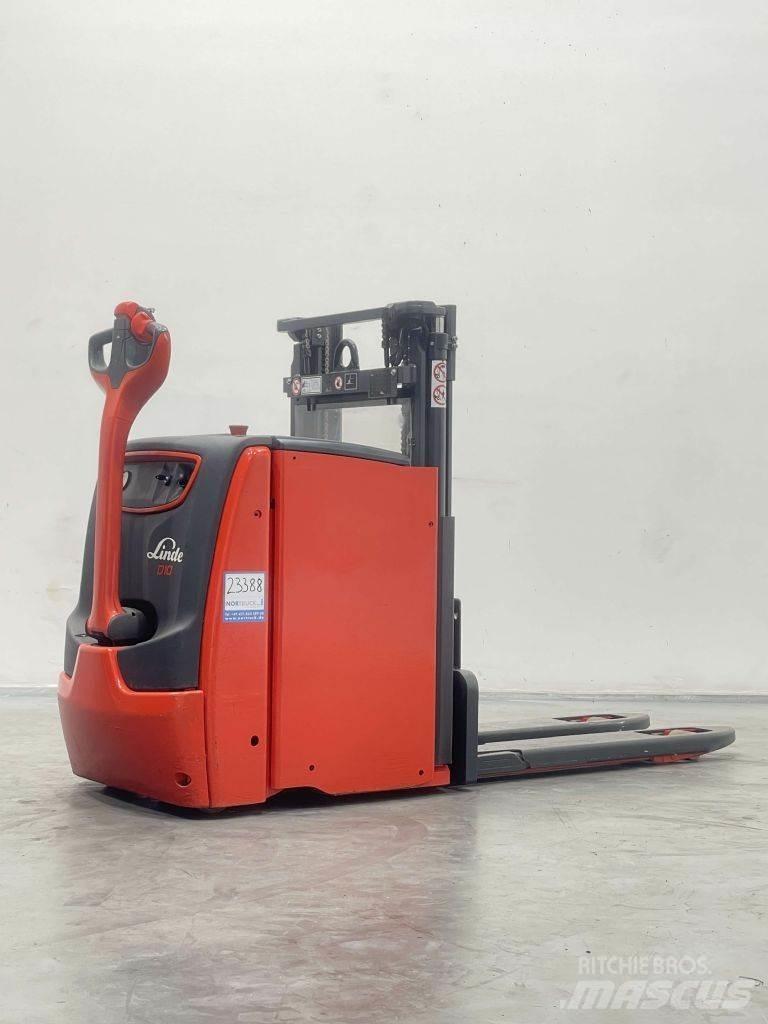 Linde D10 ACC-1163 Empilhador para operador externo