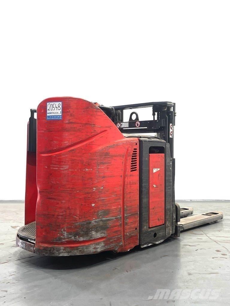 Linde D12HPSP-133 Empilhador para operador externo