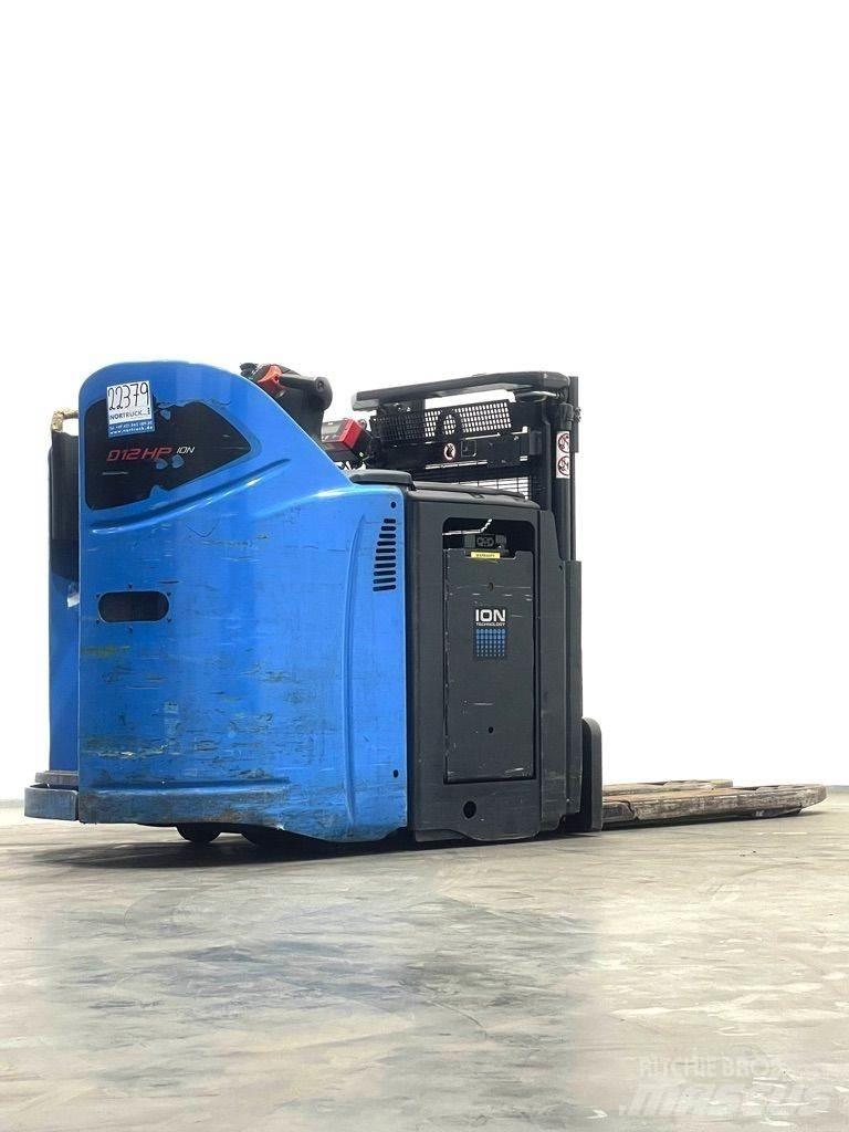 Linde D12HPSP-133 Empilhador para operador externo