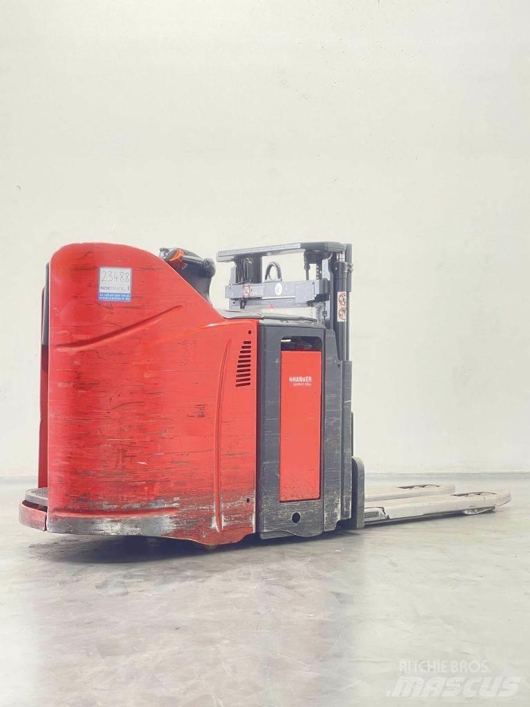 Linde D12SPHP-133 Empilhador para operador externo