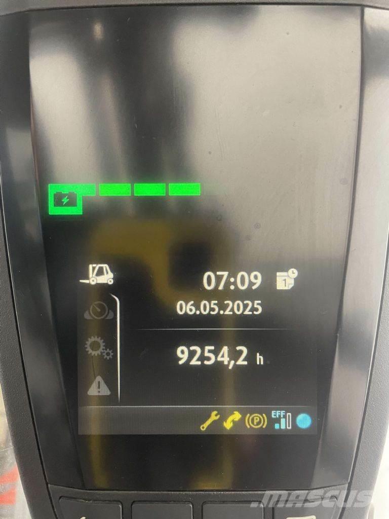 Linde E30L-01-387 Empilhadores eléctricos