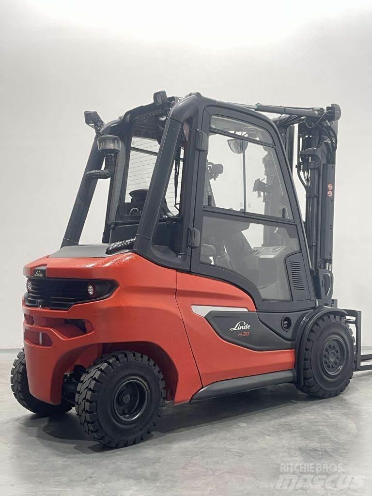 Linde H30D-01-1202 Empilhadores Diesel