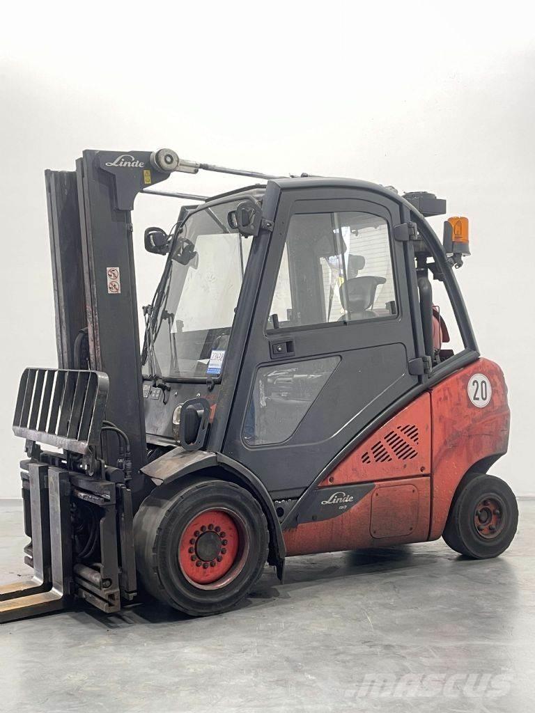 Linde H30T-02-393 Empilhadores a gás