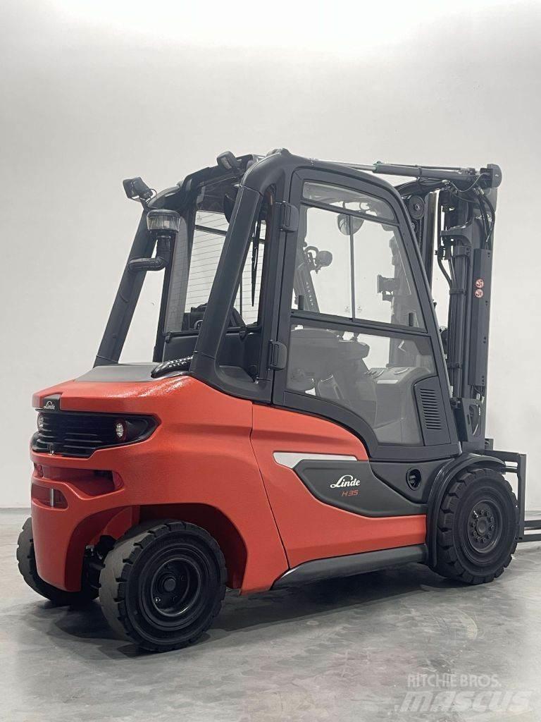 Linde H35D-01-1202 Empilhadores Diesel