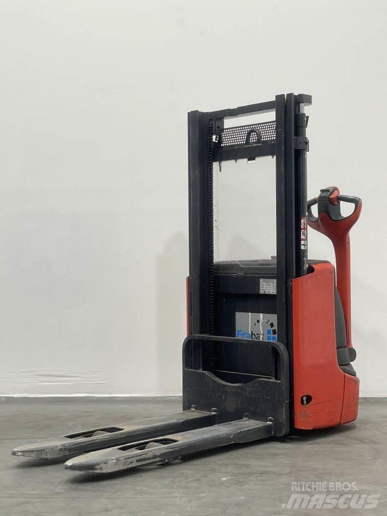 Linde L10 Empilhador para operador externo