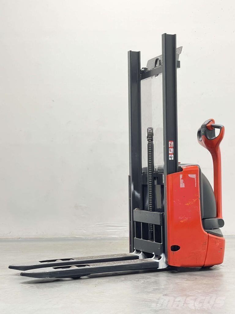Linde L10B-1172 Empilhador para operador externo