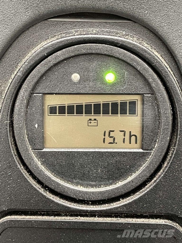 Linde L10B-1172 Empilhador para operador externo