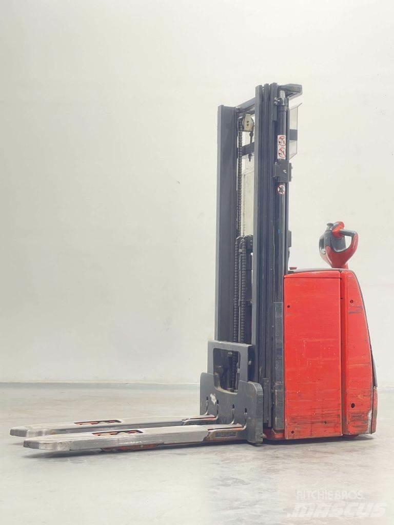 Linde L14-Li-Ion-1173 Empilhador para operador externo