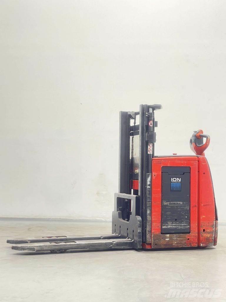 Linde L14-Li-Ion-1173 Empilhador para operador externo