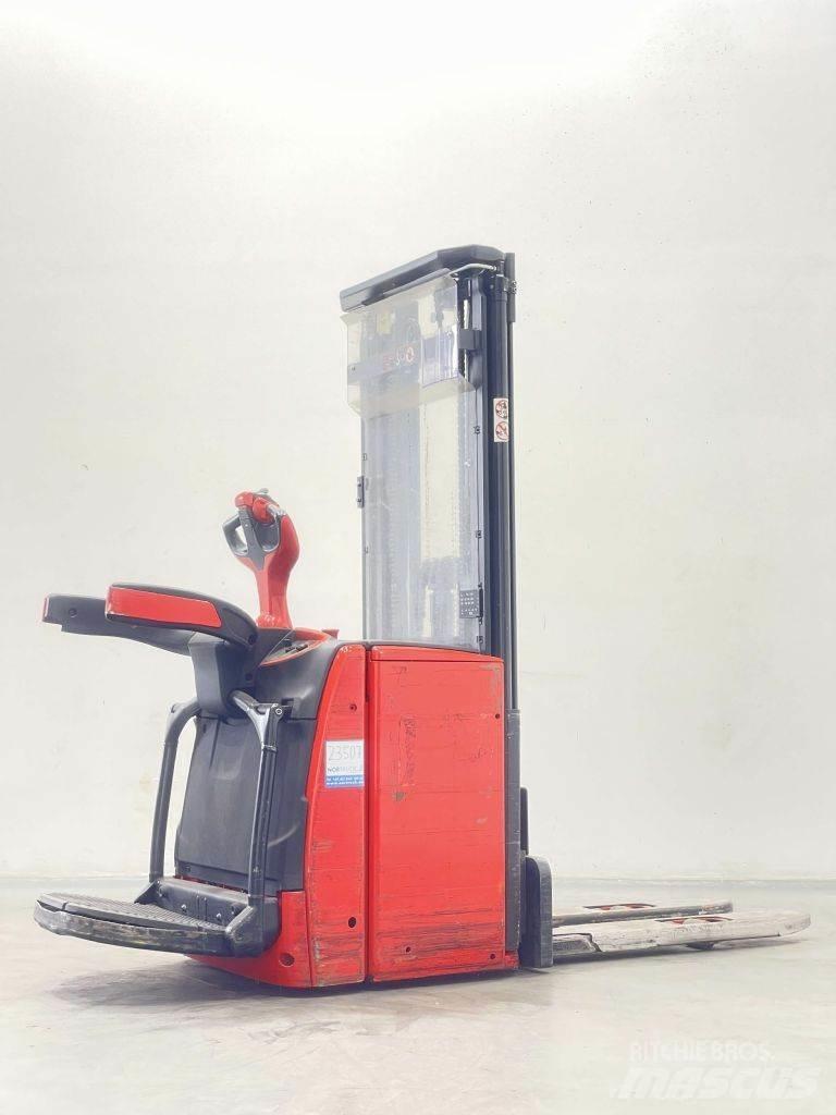 Linde L14AP-1173 Empilhador para operador externo