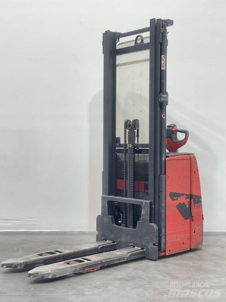 Linde L16 Empilhador para operador externo