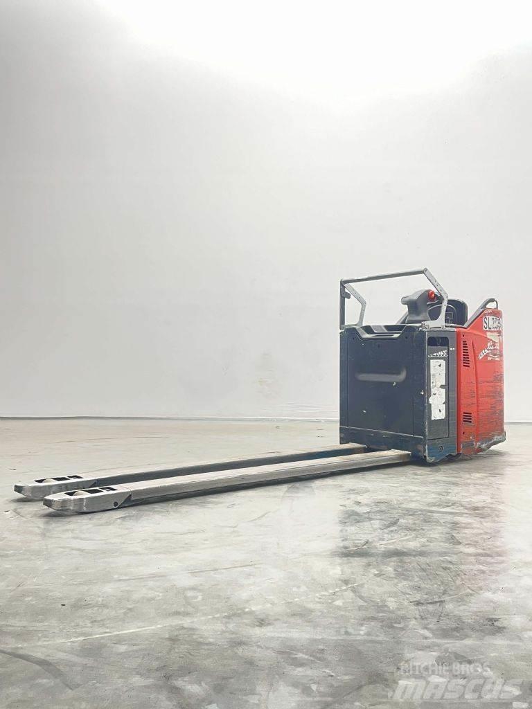 Linde T25SP-131 Porta palettes