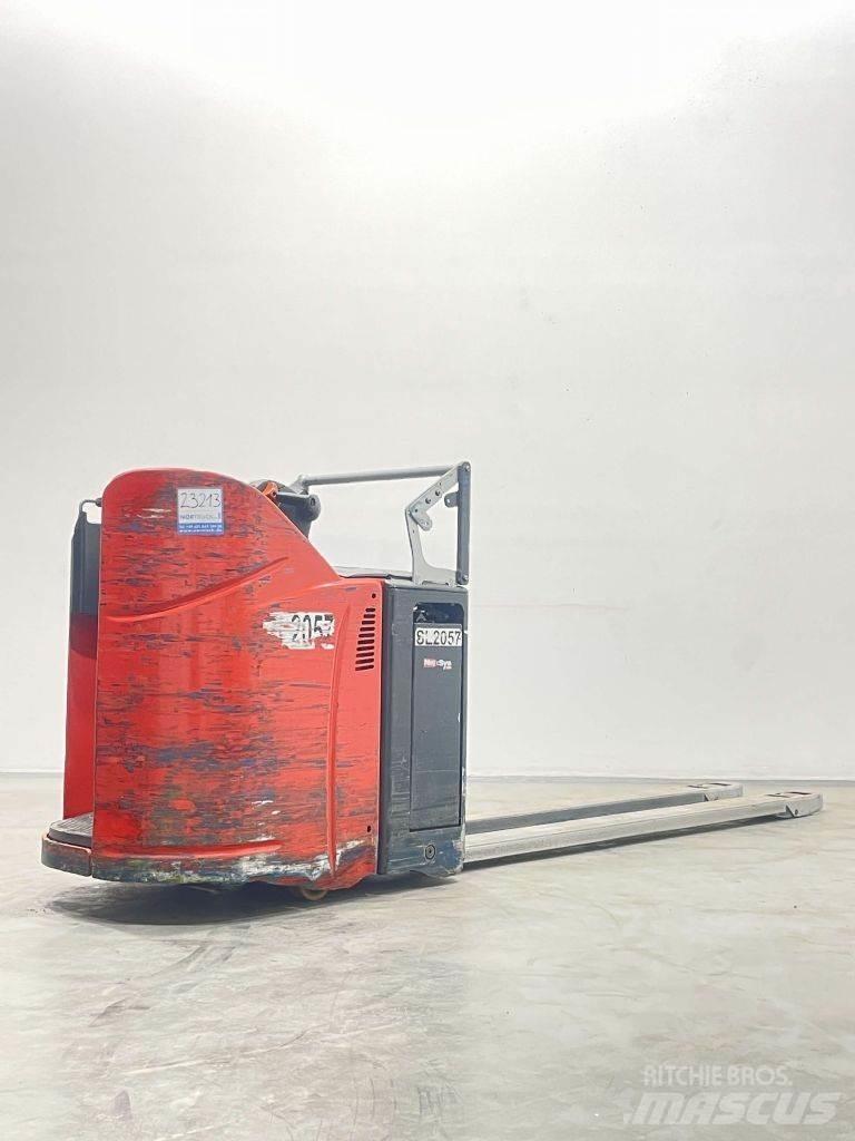 Linde T25SP-131 Porta palettes