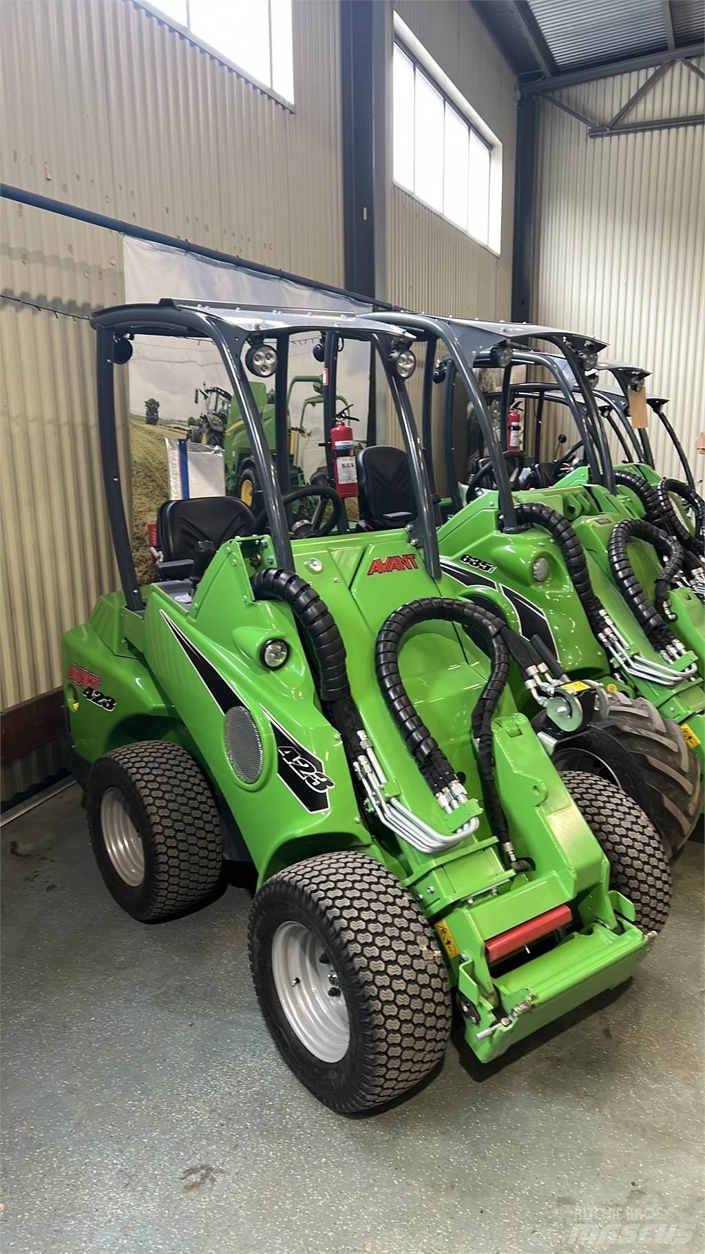 Avant 423 Minicarregadeiras