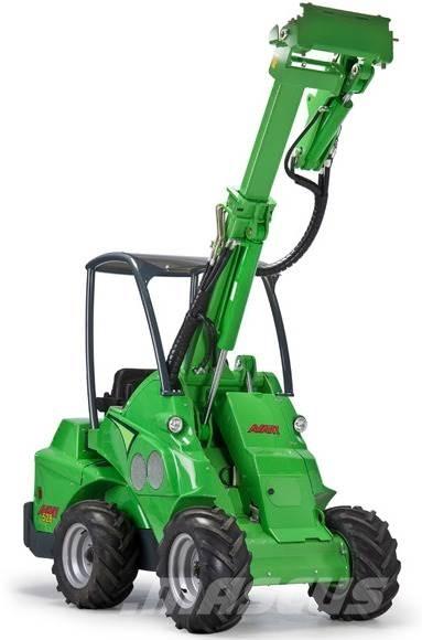 Avant 528 Minicarregadeiras