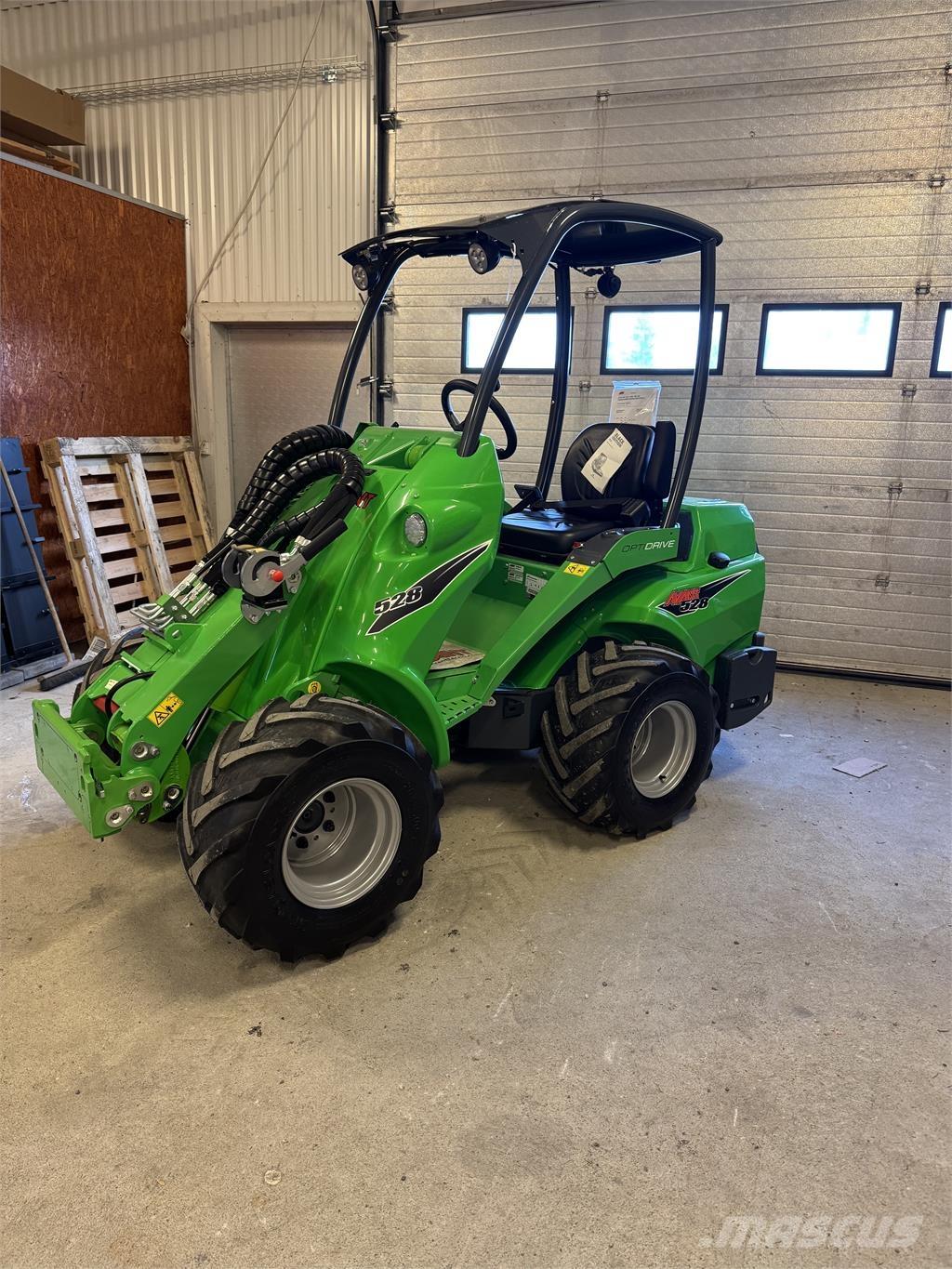 Avant 528 KAMPANJ Minicarregadeiras