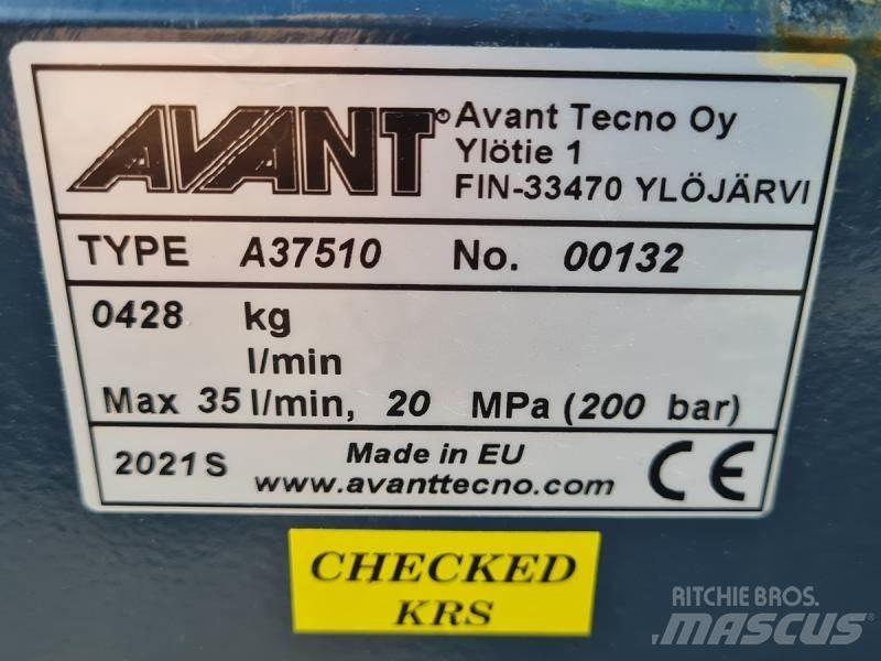 Avant Grävaggregat 260 Minicarregadeiras