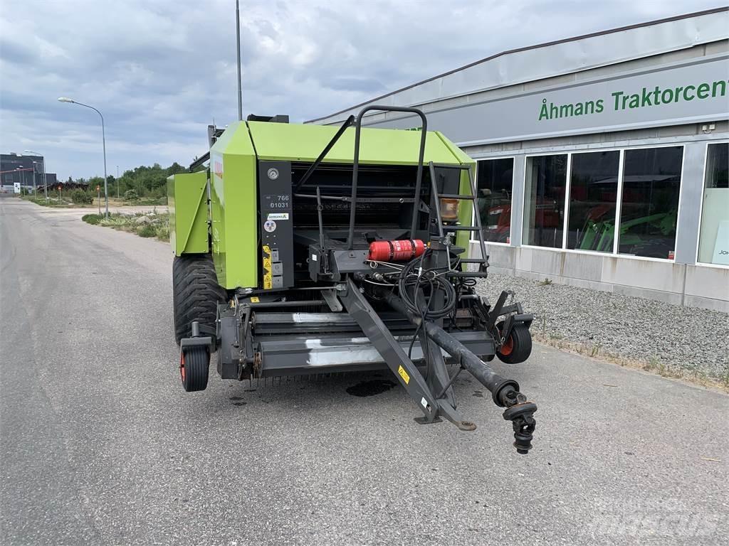 CLAAS ROLLANT UNIWRAP Enfardadeira de rolos