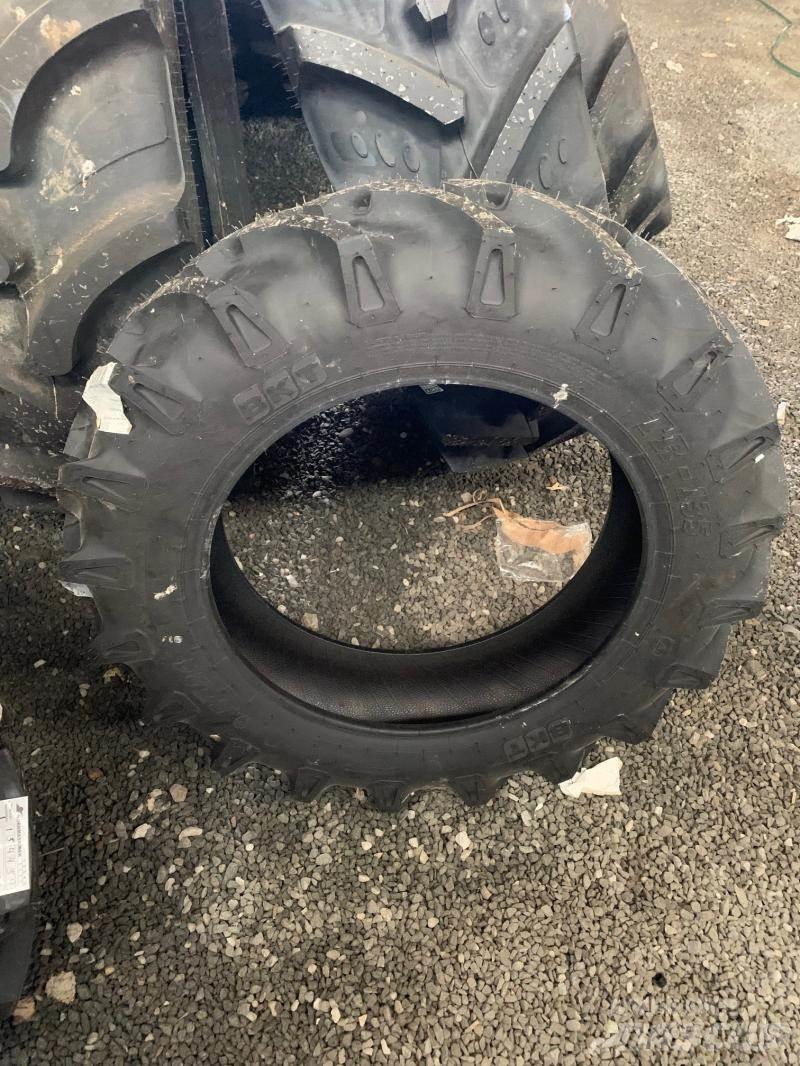  Däck BKT 9.5-24 TR-135 Pneus Agrícolas