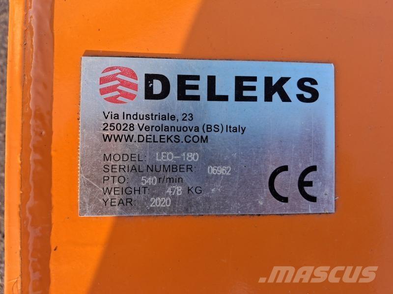 Deleks SLAGSLÅTTER 180 Gadanheiras e cortadores de folhas para pastos