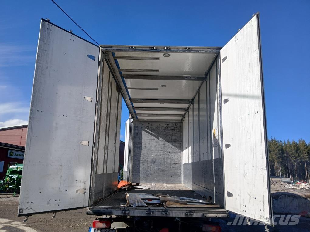 Ekeri  Outras máquinas e acessórios de fertilização