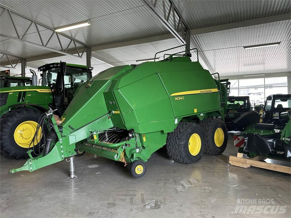 John Deere 1434 Enfardadeira de rolos