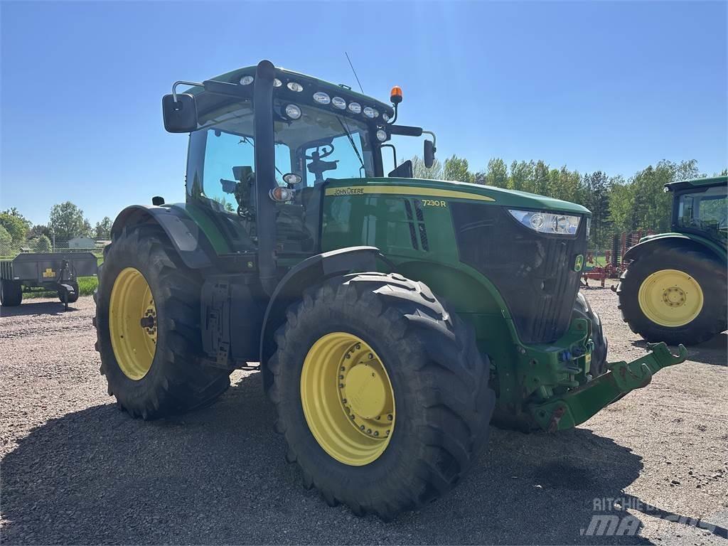 John Deere 7230R Tratores Agrícolas usados