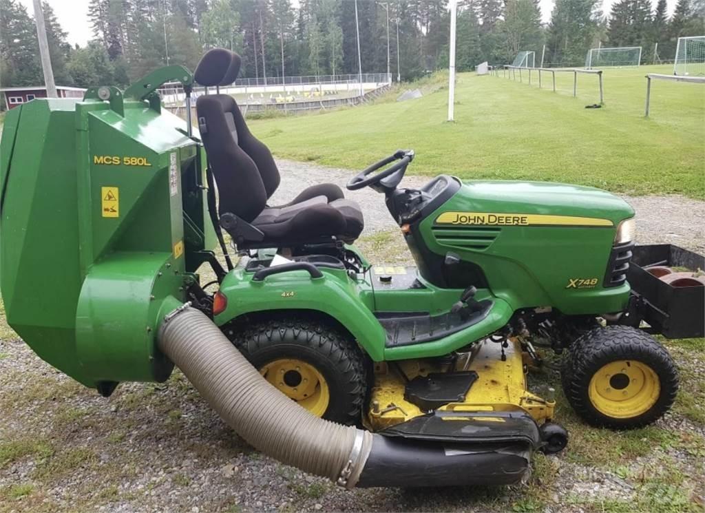 John Deere x748 Corta-Relvas Riders