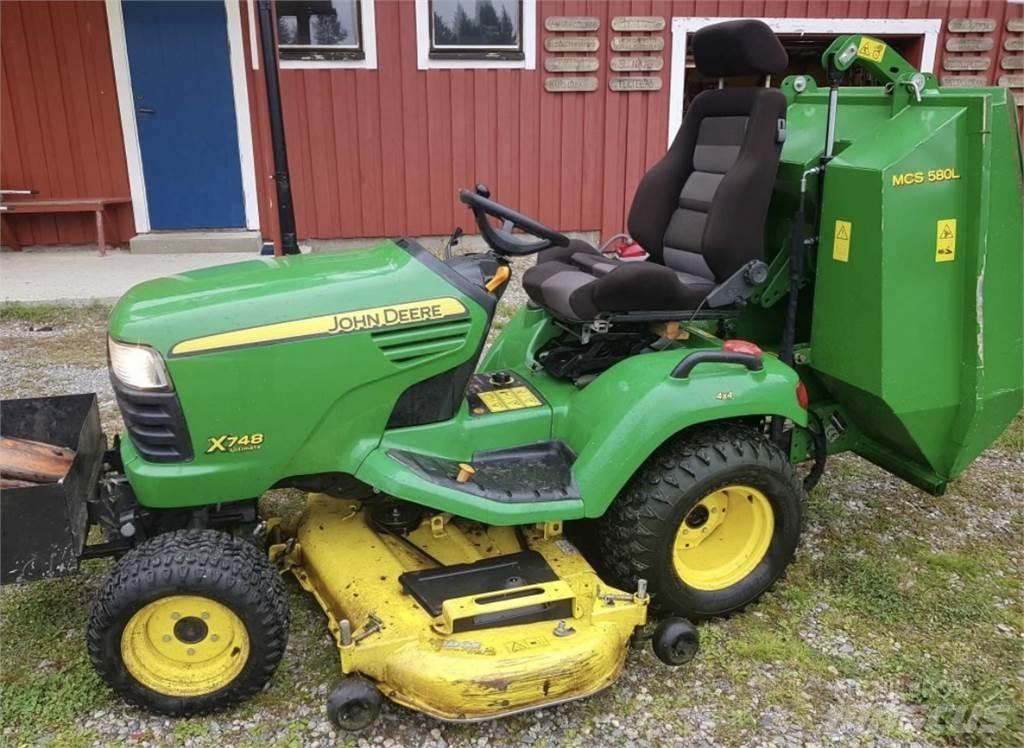 John Deere x748 Corta-Relvas Riders
