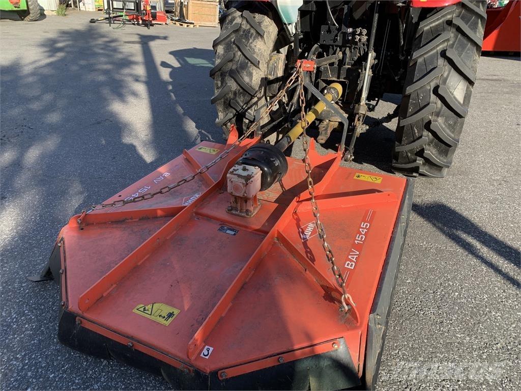 Kuhn BAV 1545 Gadanheiras e cortadores de folhas para pastos