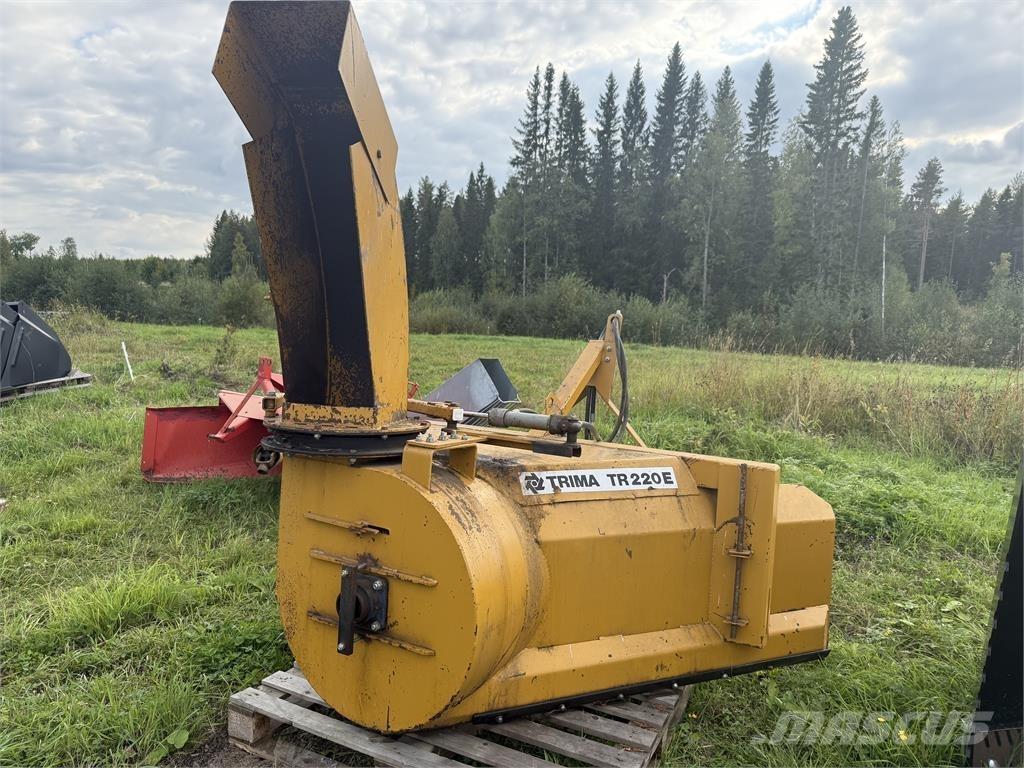 Trima TR220E Outros limpa-neves e máquinas de limpeza viária