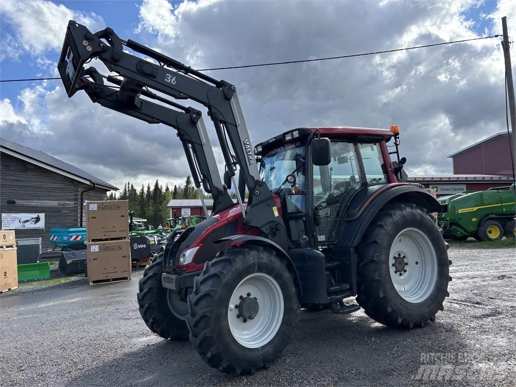 Valtra N103 Hitec 5 Tratores Agrícolas usados