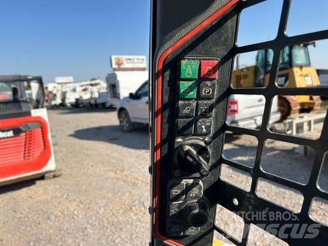 Bobcat T64 Minicarregadeiras