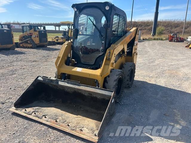 CAT 226D Pneus