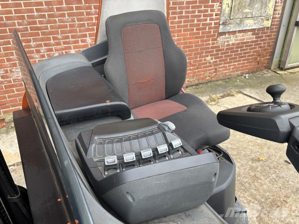 BT RRE 160 Empilhadores Elevadores