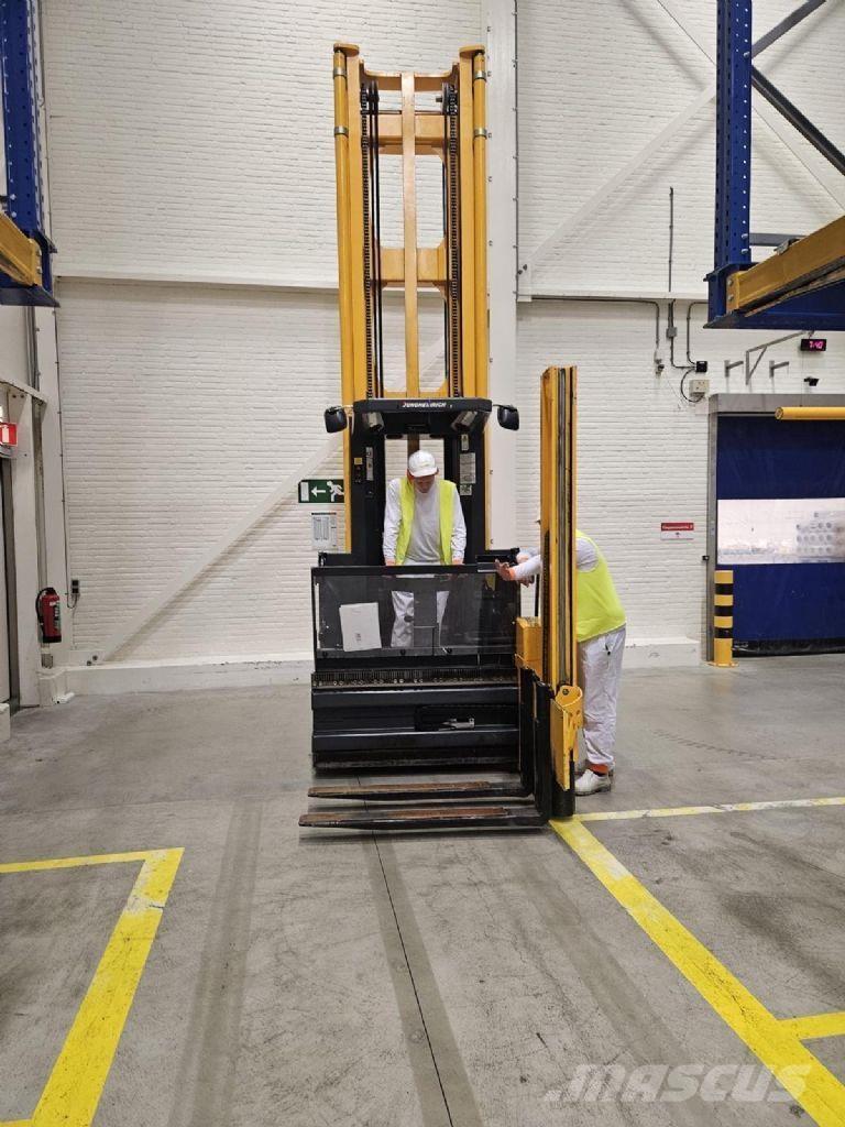 Jungheinrich EKX 515k Preparadoras de encomendas de alta elevação