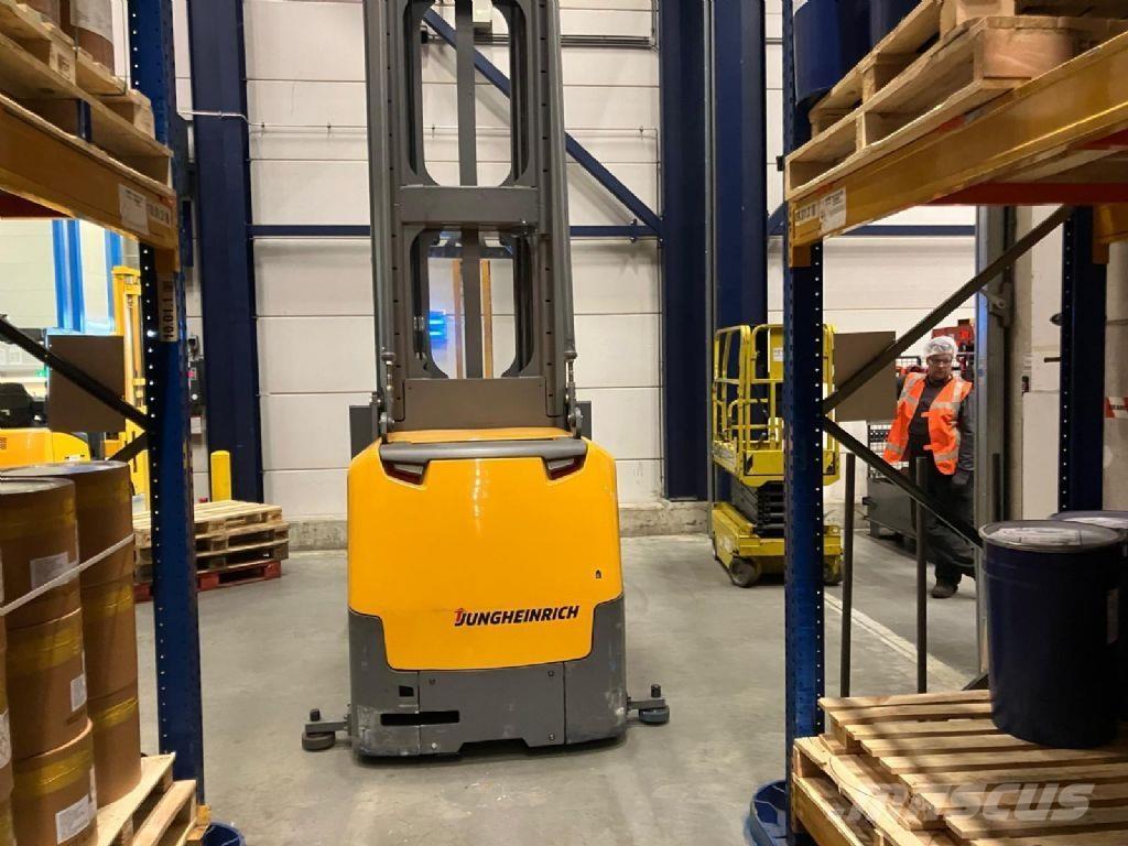 Jungheinrich EKX 516 Preparadoras de encomendas de alta elevação