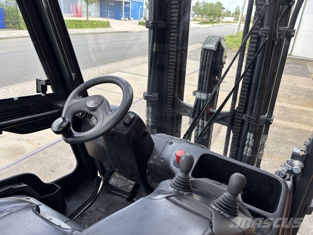 Linde E25HL-01/600 Empilhadores eléctricos