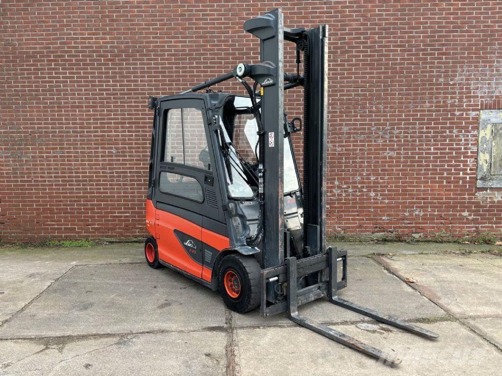 Linde E25L-01 Empilhadores eléctricos