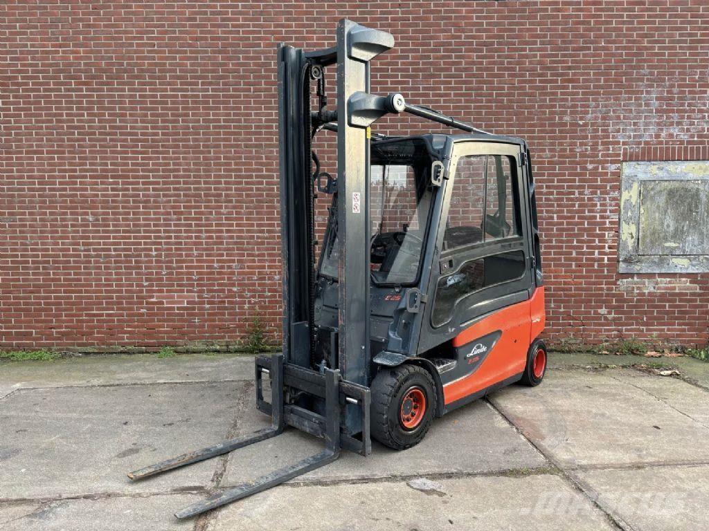 Linde E25L-01 Empilhadores eléctricos