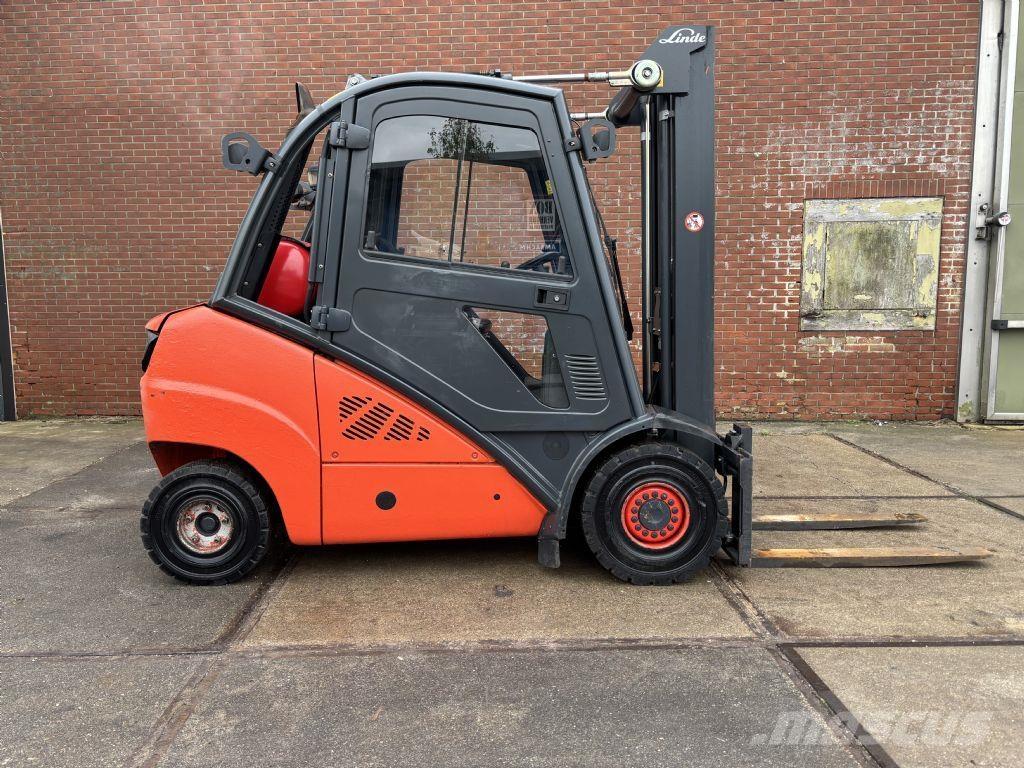 Linde H35T-01 Empilhadores a gás