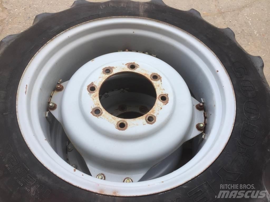 Goodyear  Outros acessórios de tractores