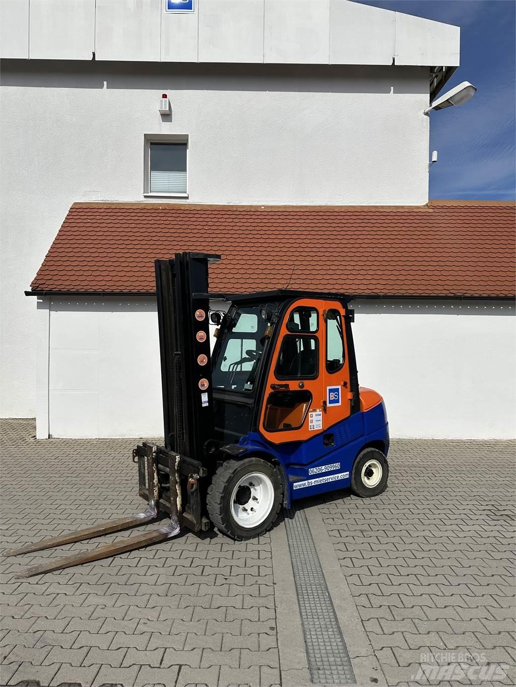 Clark C30D Construção - Outros
